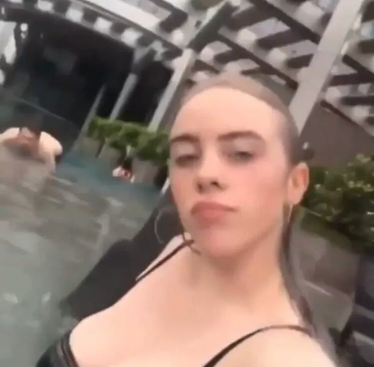 Билли Айлиш (Billie Eilish) 110 Билли Айлиш (Billie Eilish) 109 New Hot