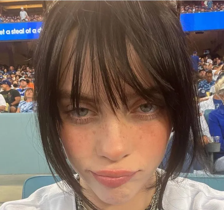 Билли Айлиш (Billie Eilish) 62 Билли Айлиш (Billie Eilish) 61 New Hot