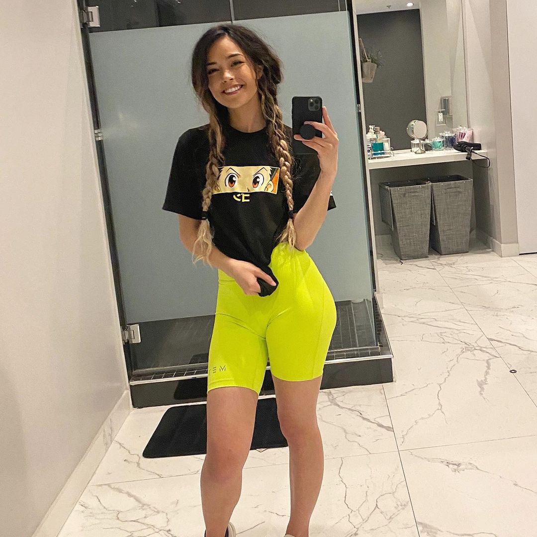 Valkyrae 28 Valkyrae 27 New Hot