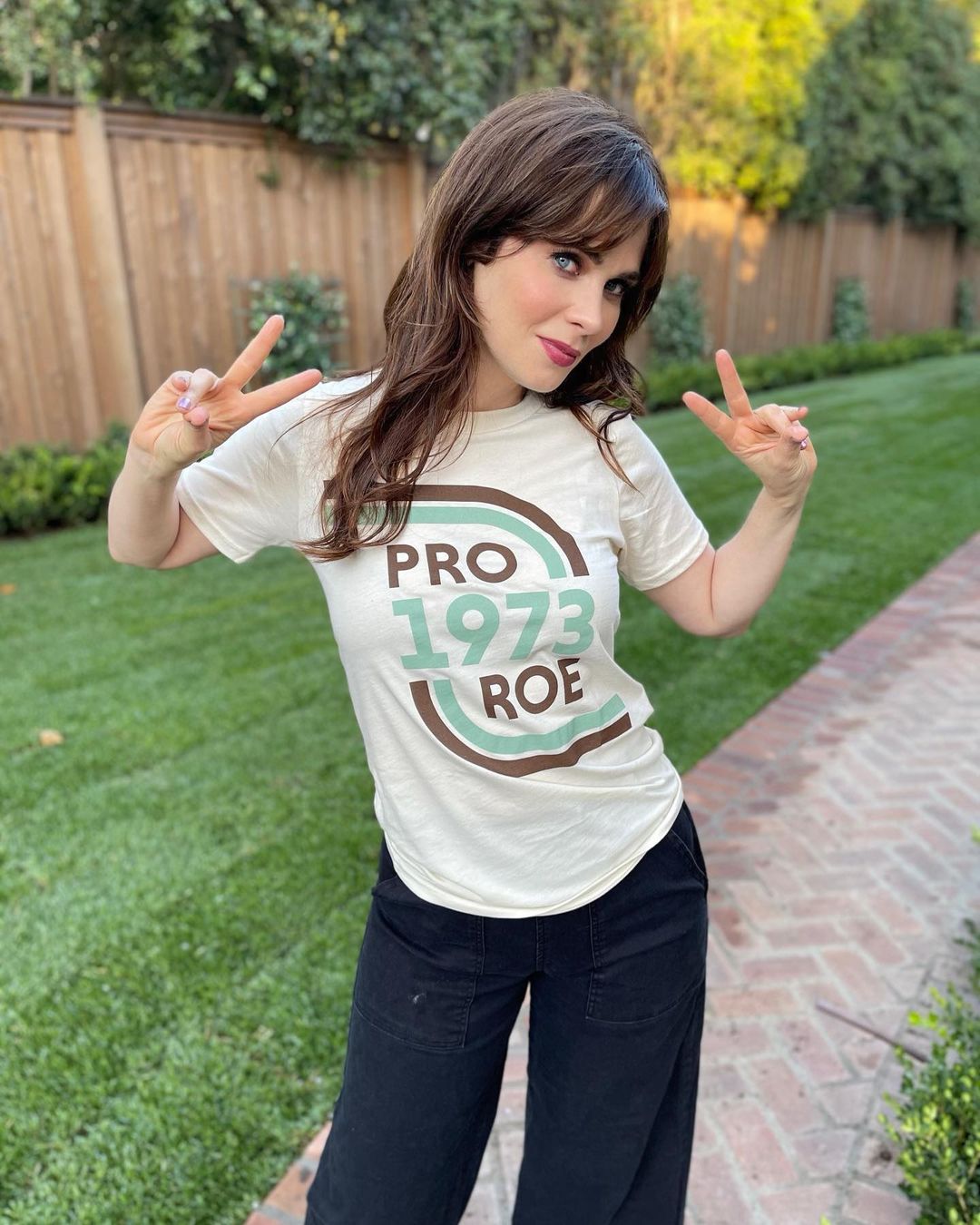Zooey Deschanel 6 Zooey Deschanel 5 New Hot
