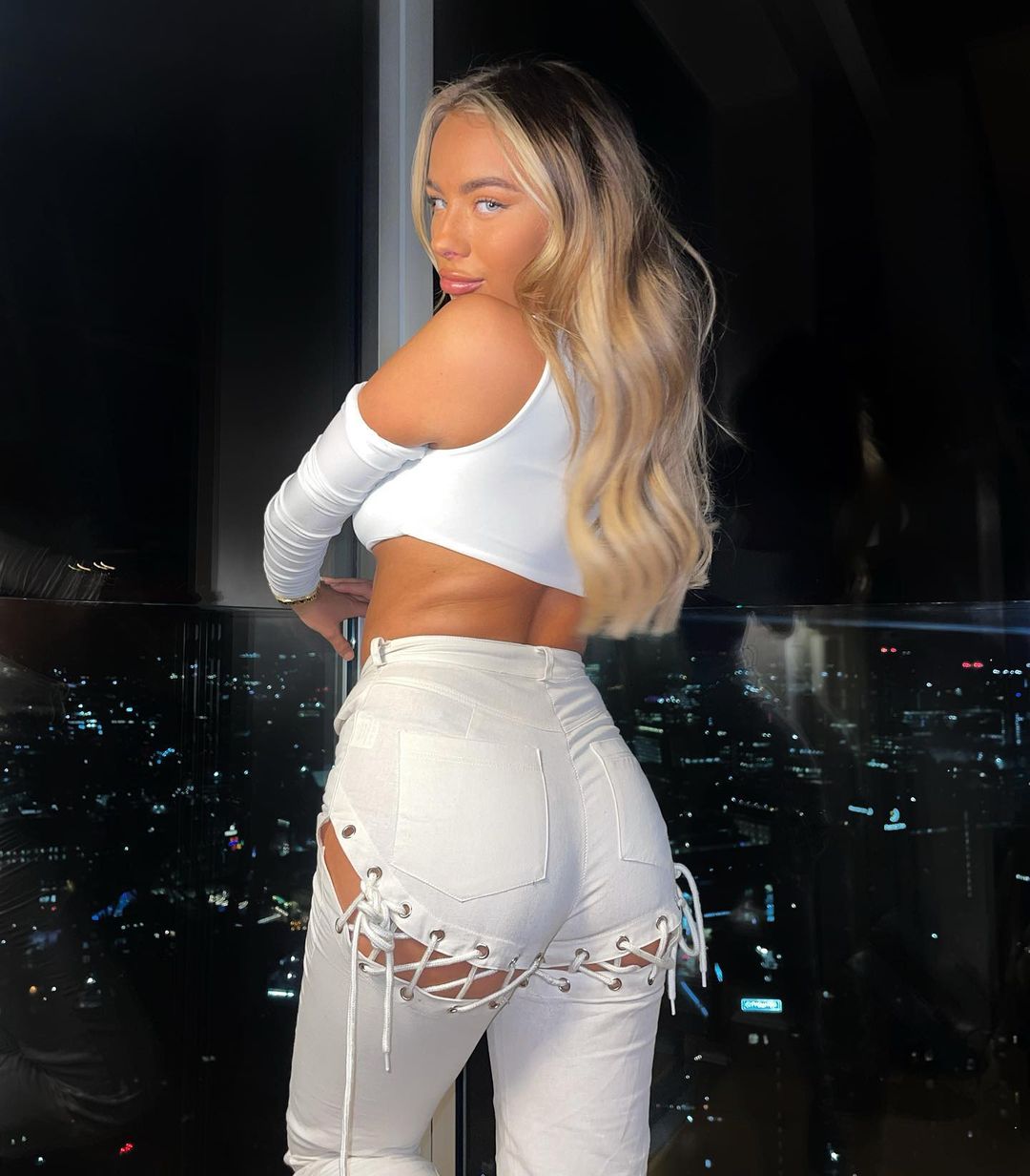 Beka Kerridge 16 Beka Kerridge 15 New Hot