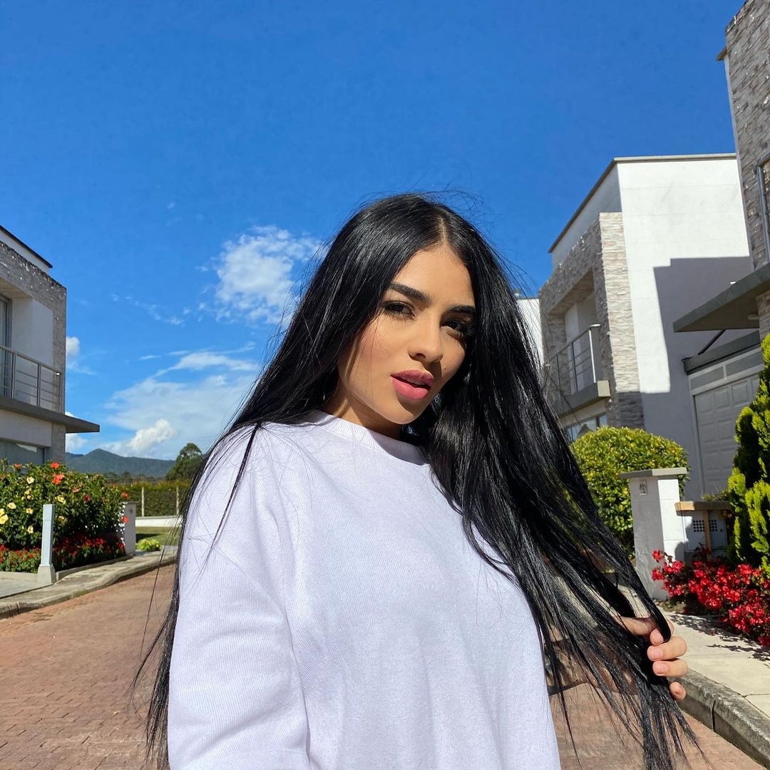 Lauu Gonzales 12 Lauu Gonzales 11 New Hot