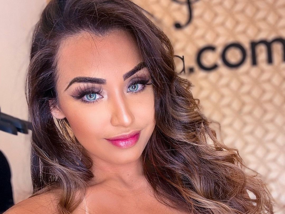 Bella Araujo 18 Bella Araujo 17 New Hot