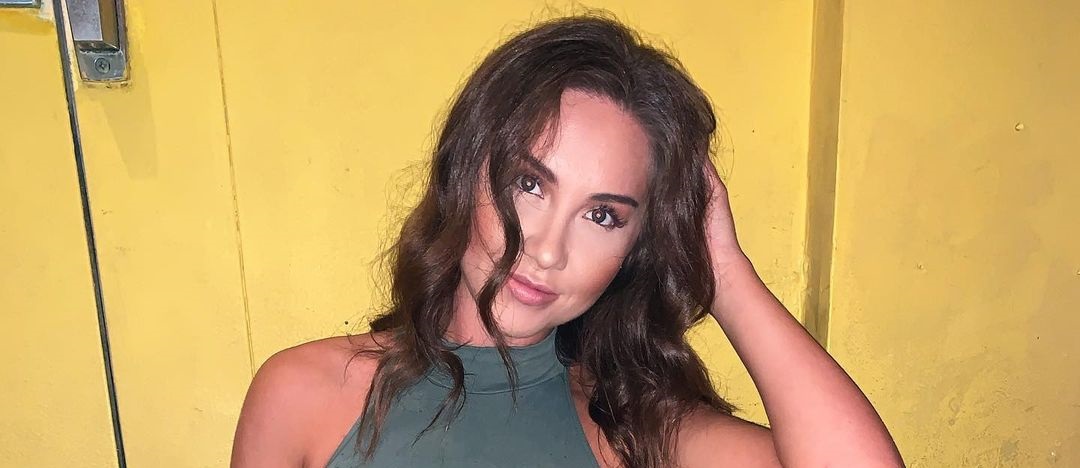 Katie Williams 10 Katie Williams 9 New Hot