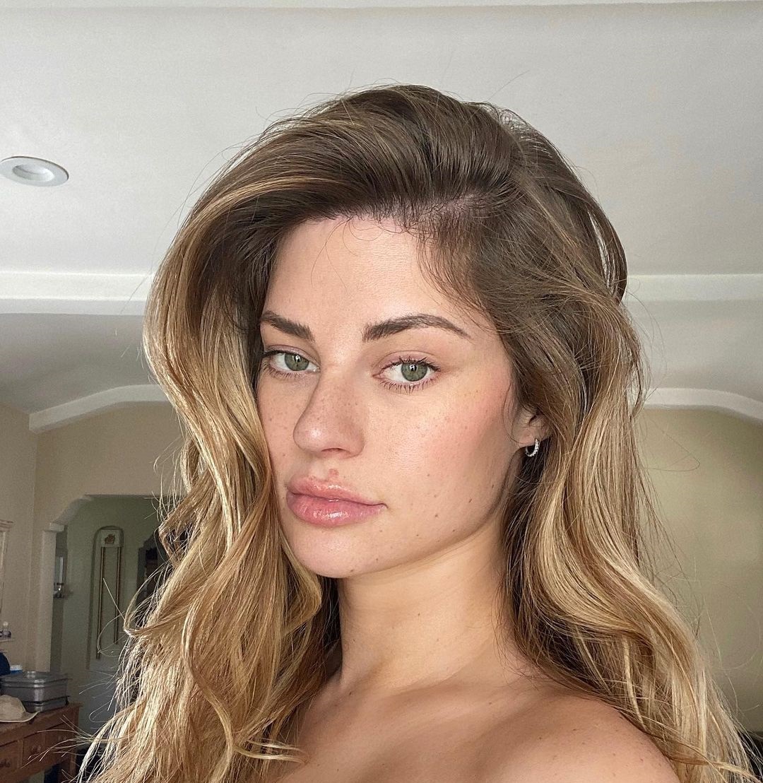 Hannah Stocking 16 Hannah Stocking 15 New Hot
