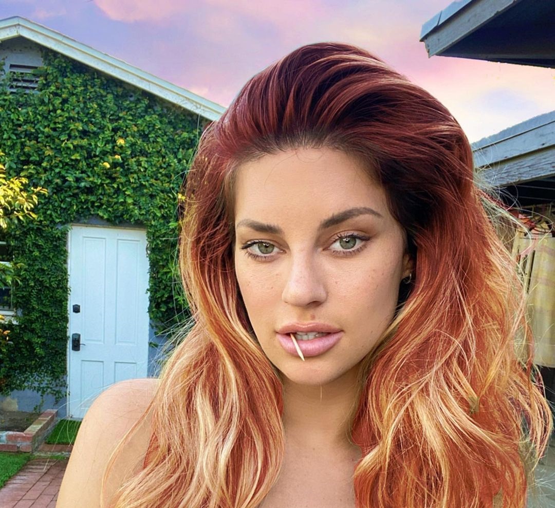 Hannah Stocking 22 Hannah Stocking 21 New Hot