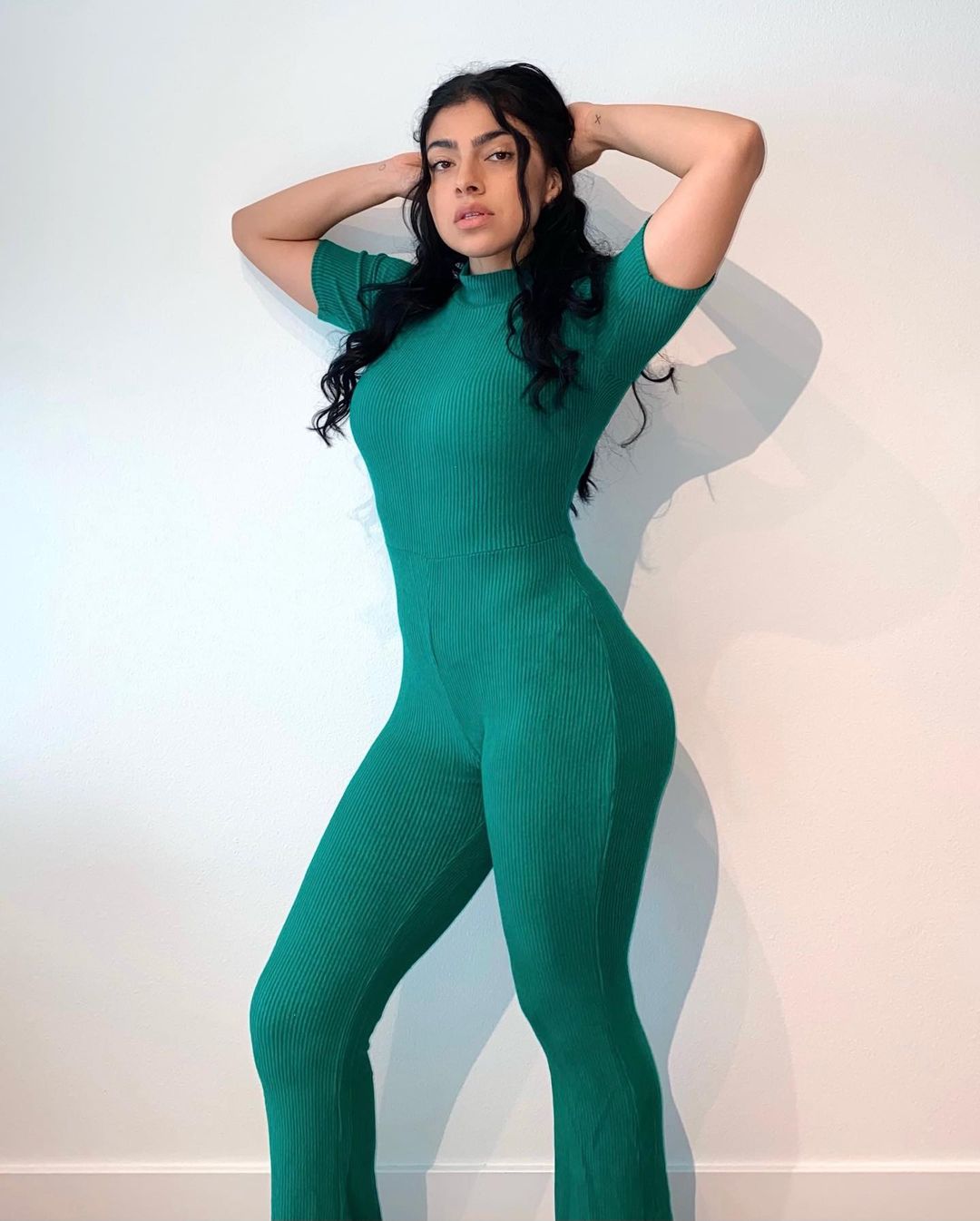Nizhoni Cooley 12 Nizhoni Cooley 11 New Hot