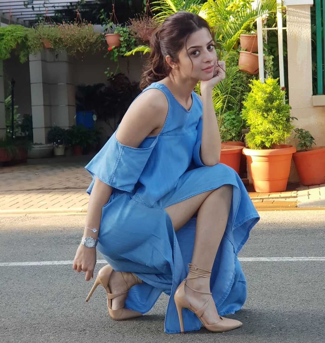 Vedhika4U 21 Лучшие Фото, Vedhika4U 21 Новые Снимки Без Фотошопа, Vedhika4U 21 Без Макияжа И Без Цензуры