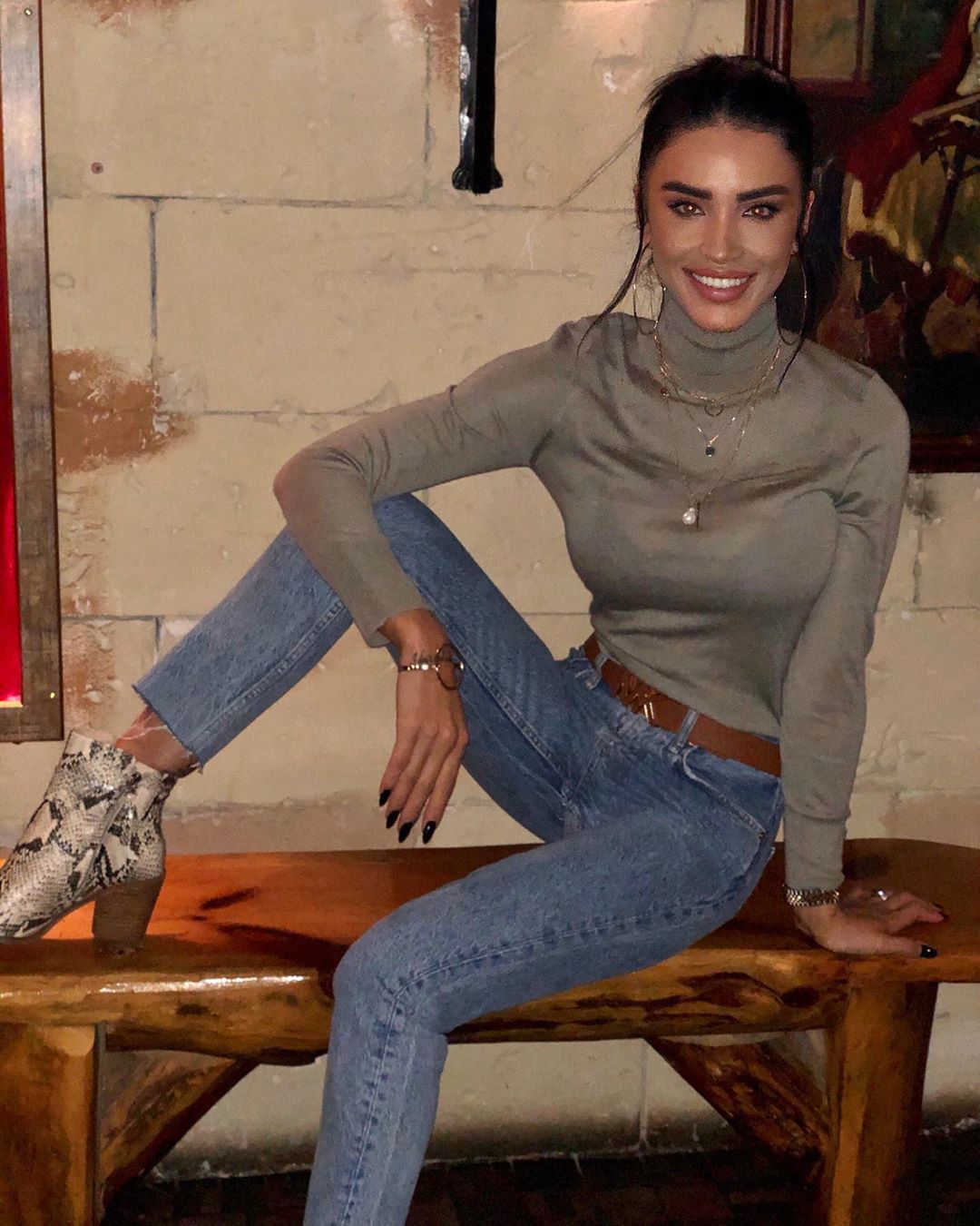 Adelina Pestritu 26 Adelina Pestritu 25 New Hot