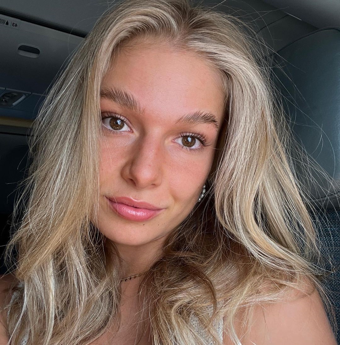 Lola Weippert 28 Lola Weippert 27 New Hot