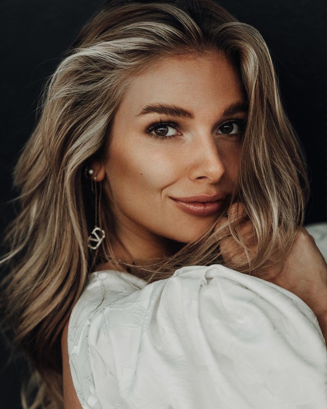 Lola Weippert 22 Lola Weippert 21 New Hot