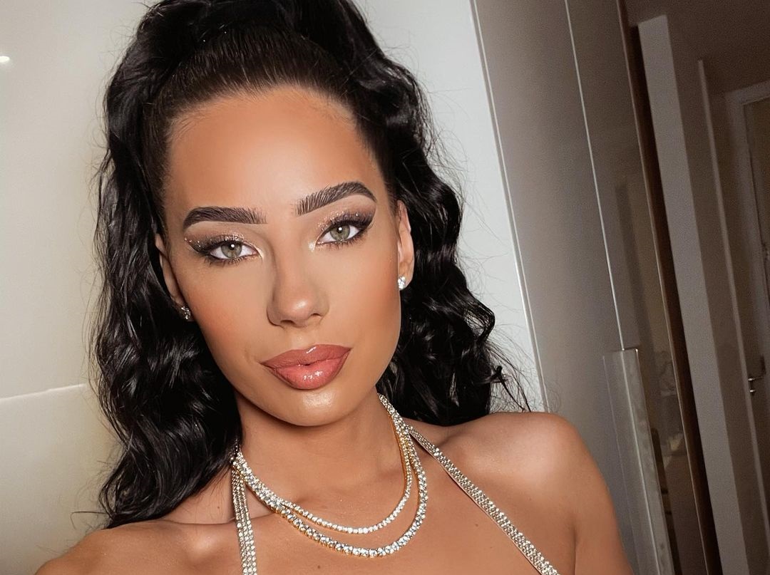 Klaudia Badura 50 Klaudia Badura 49 New Hot