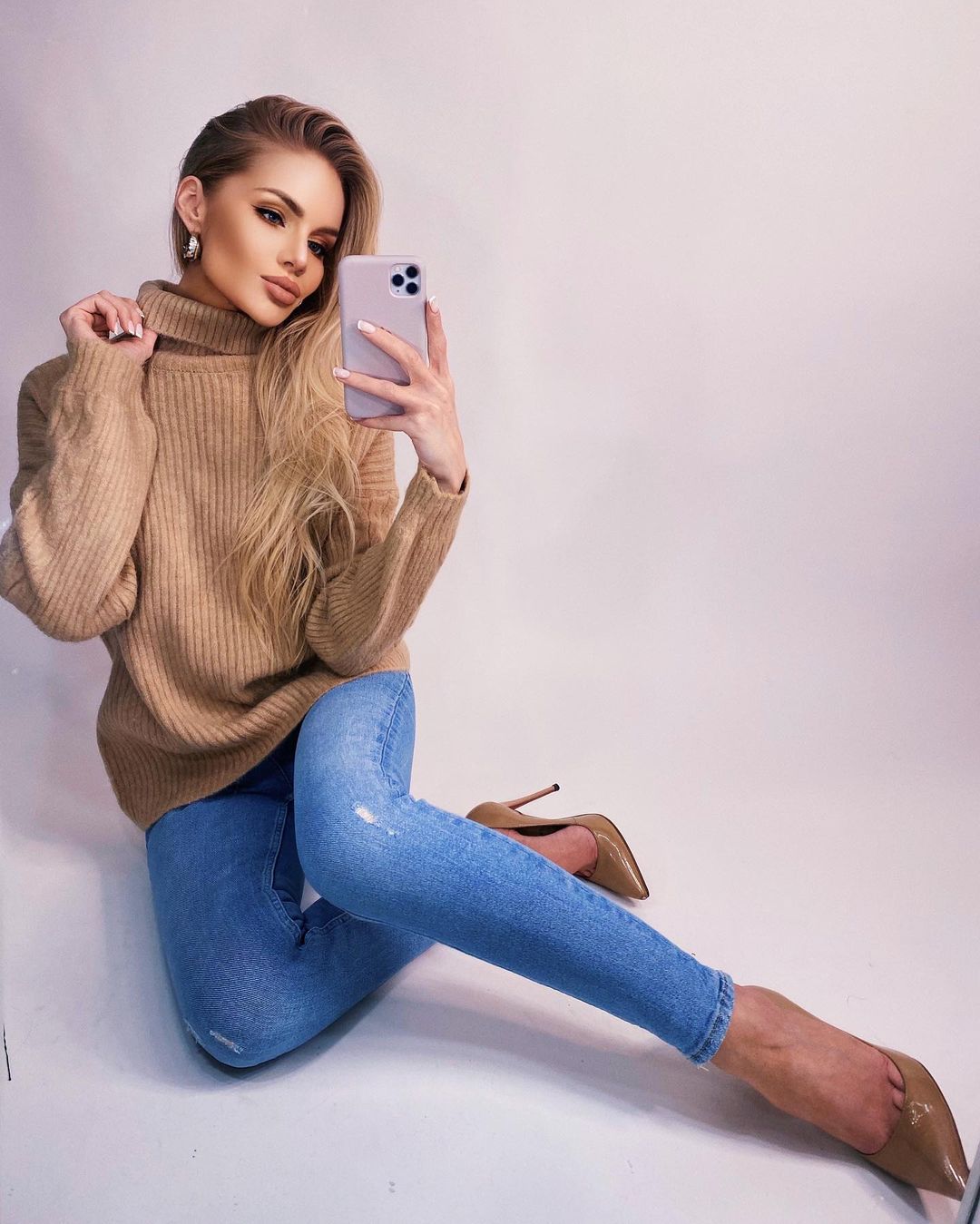 Alena Vragevskaya 24 Alena Vragevskaya 23 New Hot