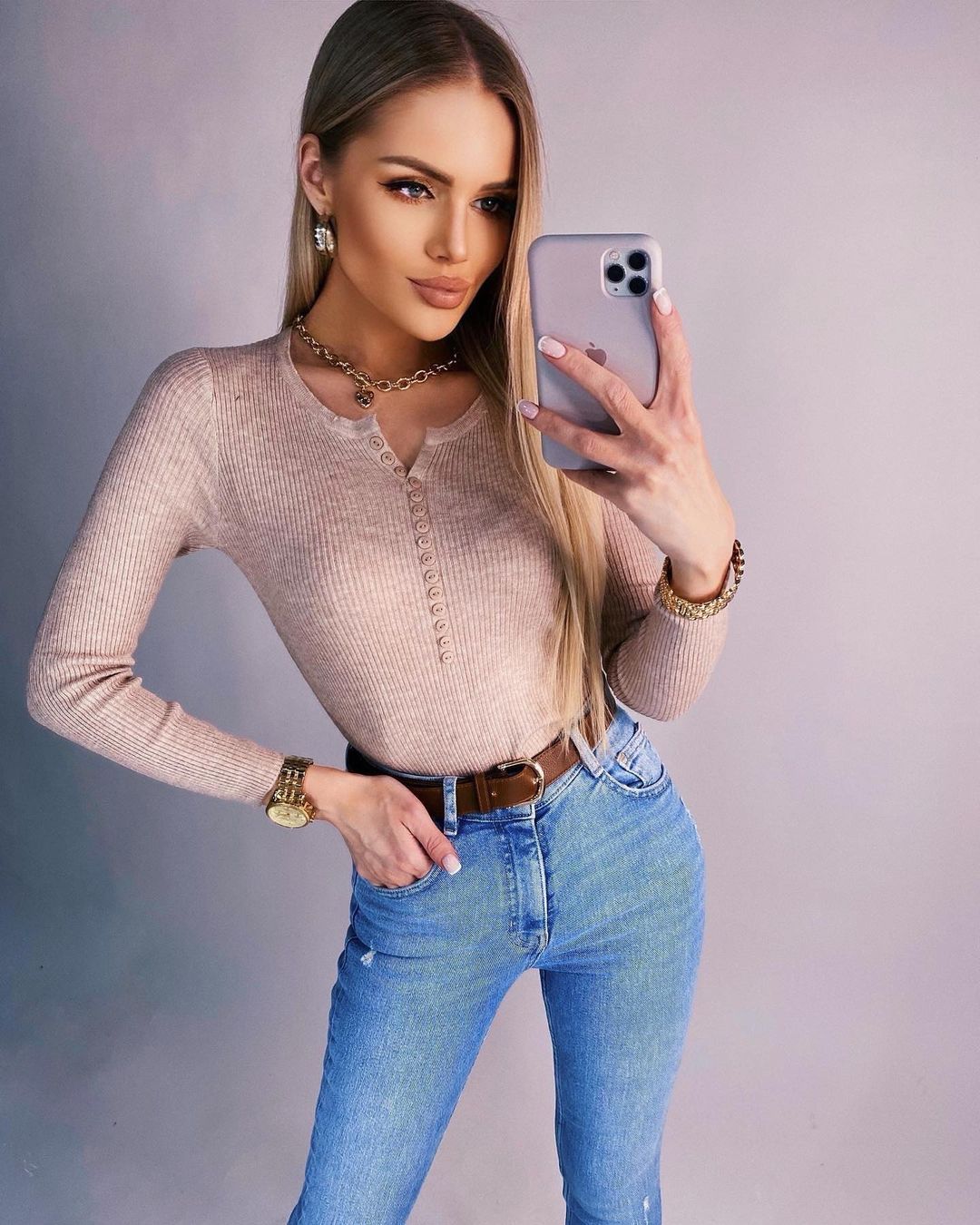 Alena Vragevskaya 22 Alena Vragevskaya 21 New Hot