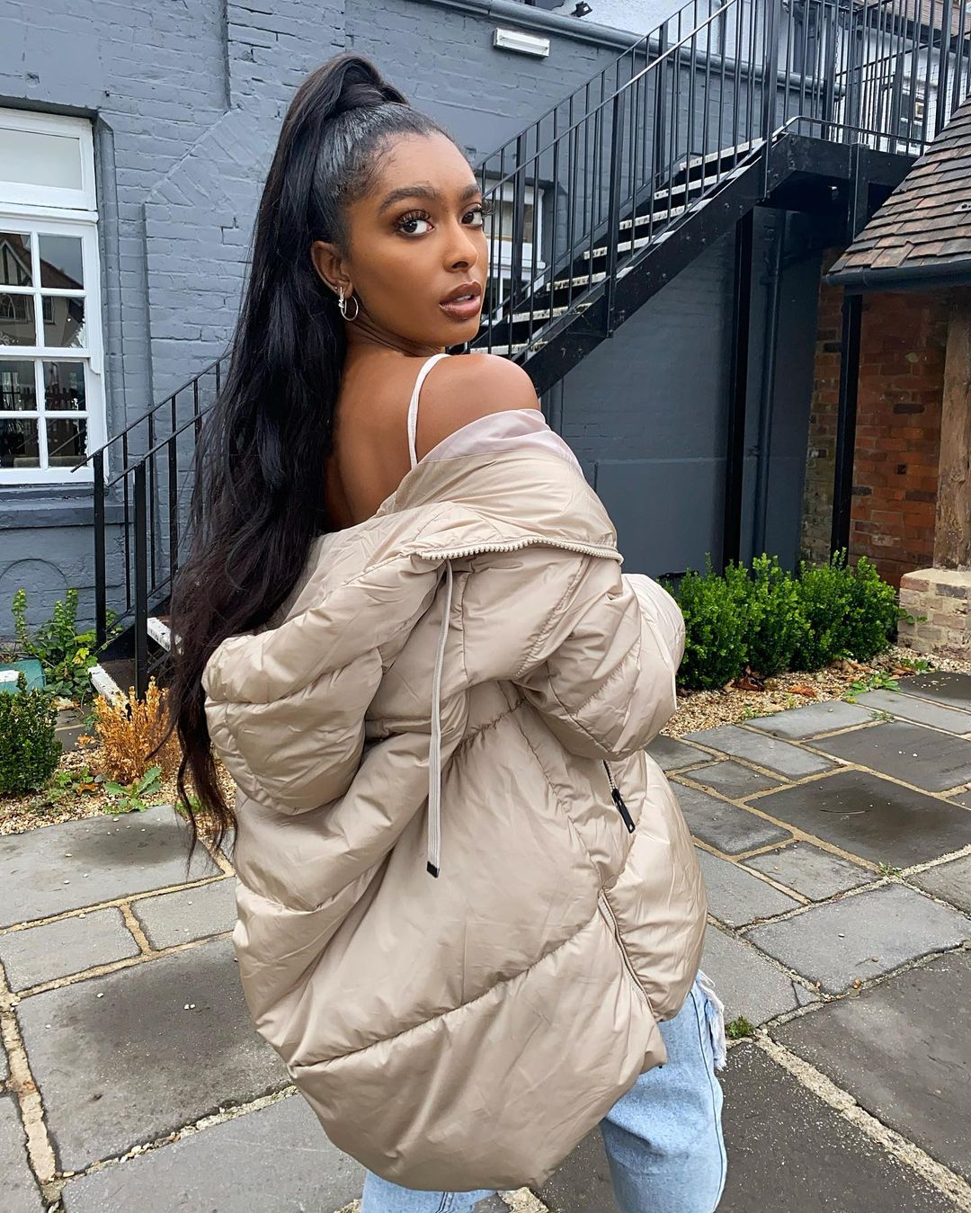 Jourdan Riane 18 Jourdan Riane 17 New Hot