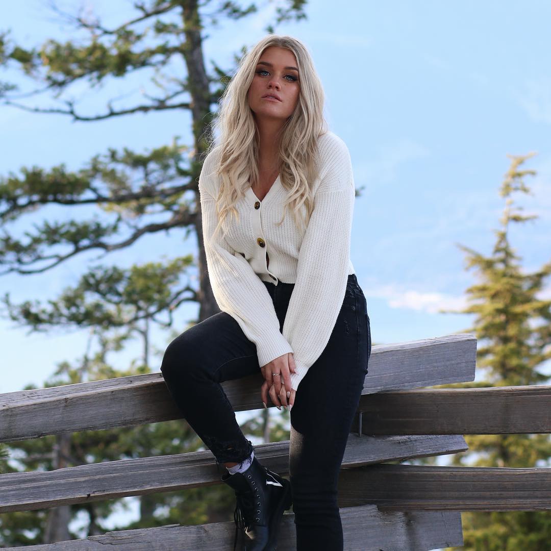 Samantha Ravndahl 12 Samantha Ravndahl 11 New Hot