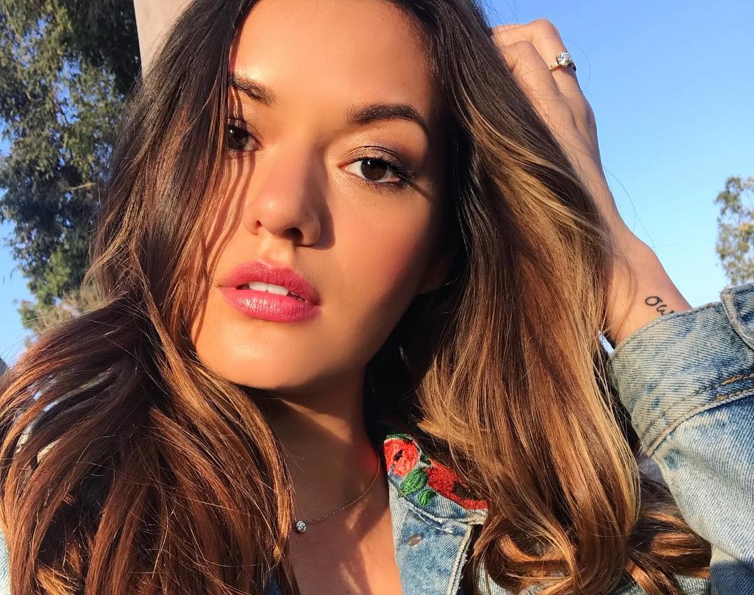 Vanessa Hanson 20 Vanessa Hanson 19 New Hot