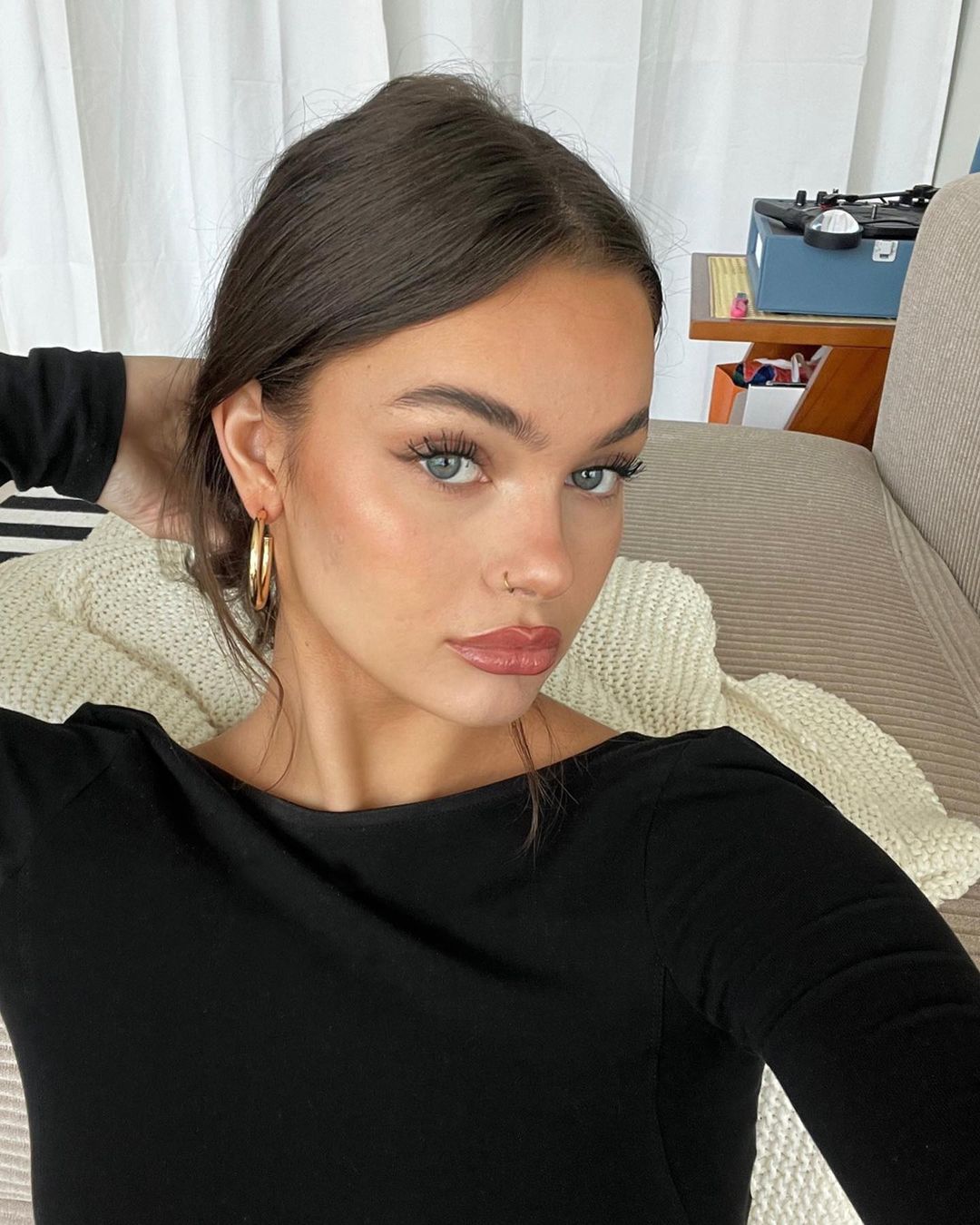 Emma Aurora 26 Emma Aurora 25 New Hot