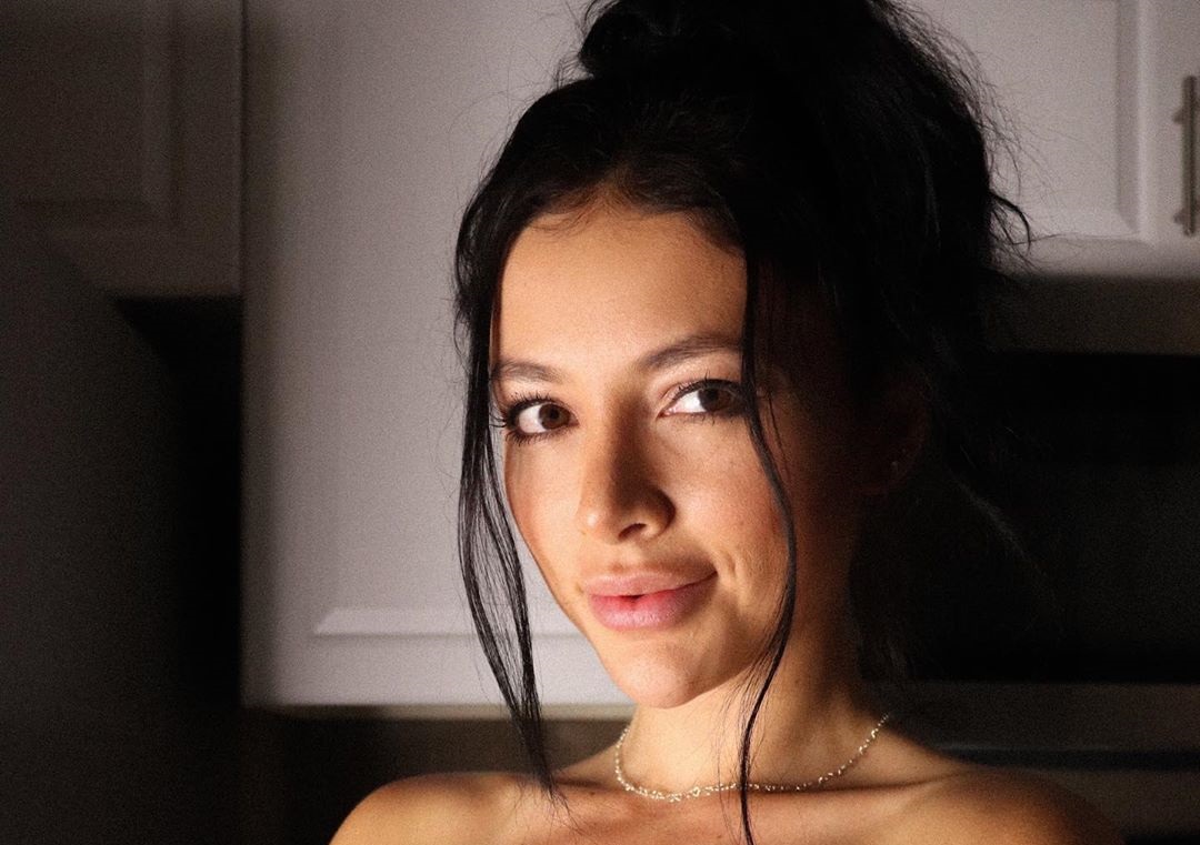 Gabrielle Elyse 6 Gabrielle Elyse 5 New Hot