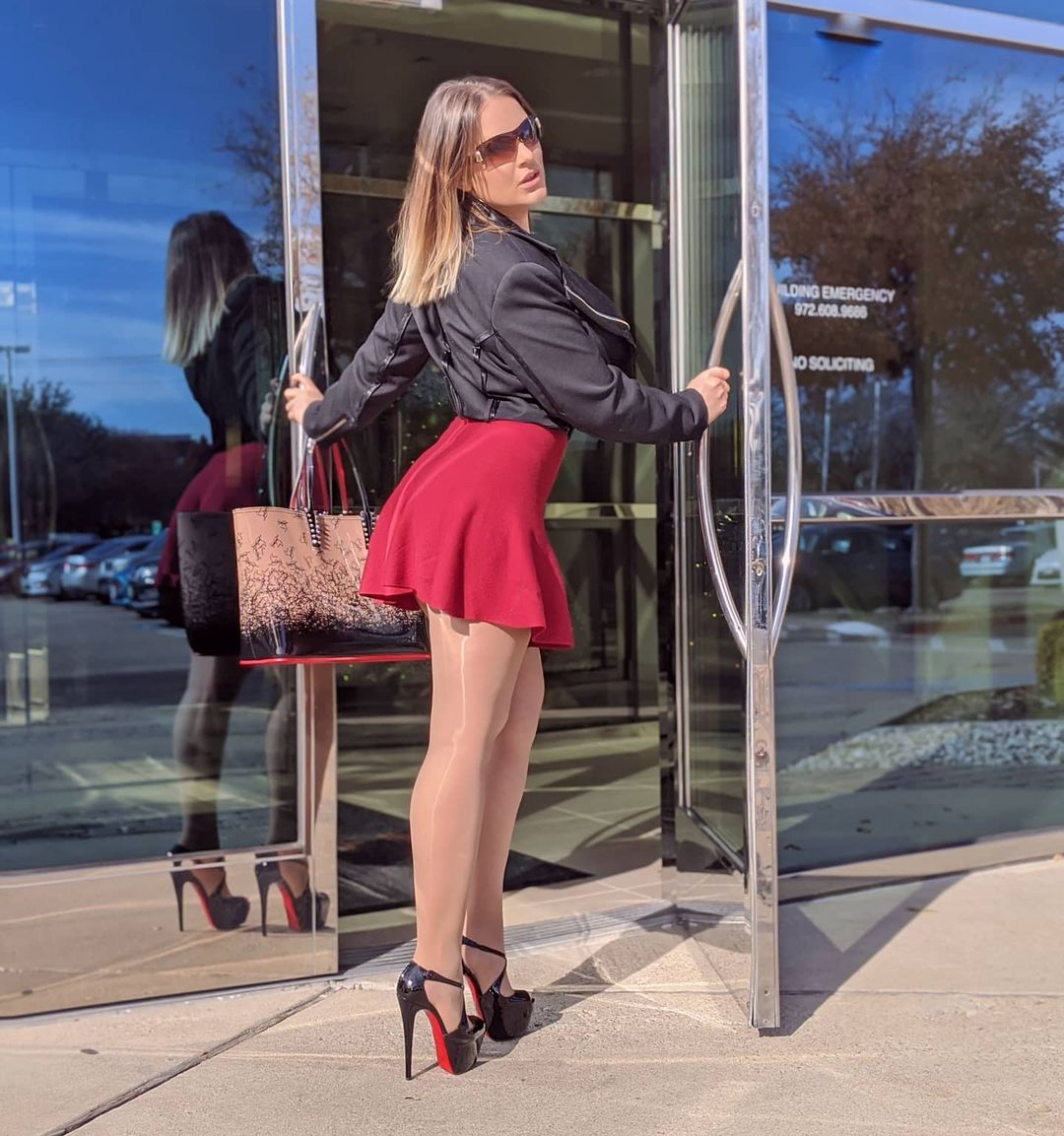 Carrie Lachance 8 Carrie Lachance 7 New Hot