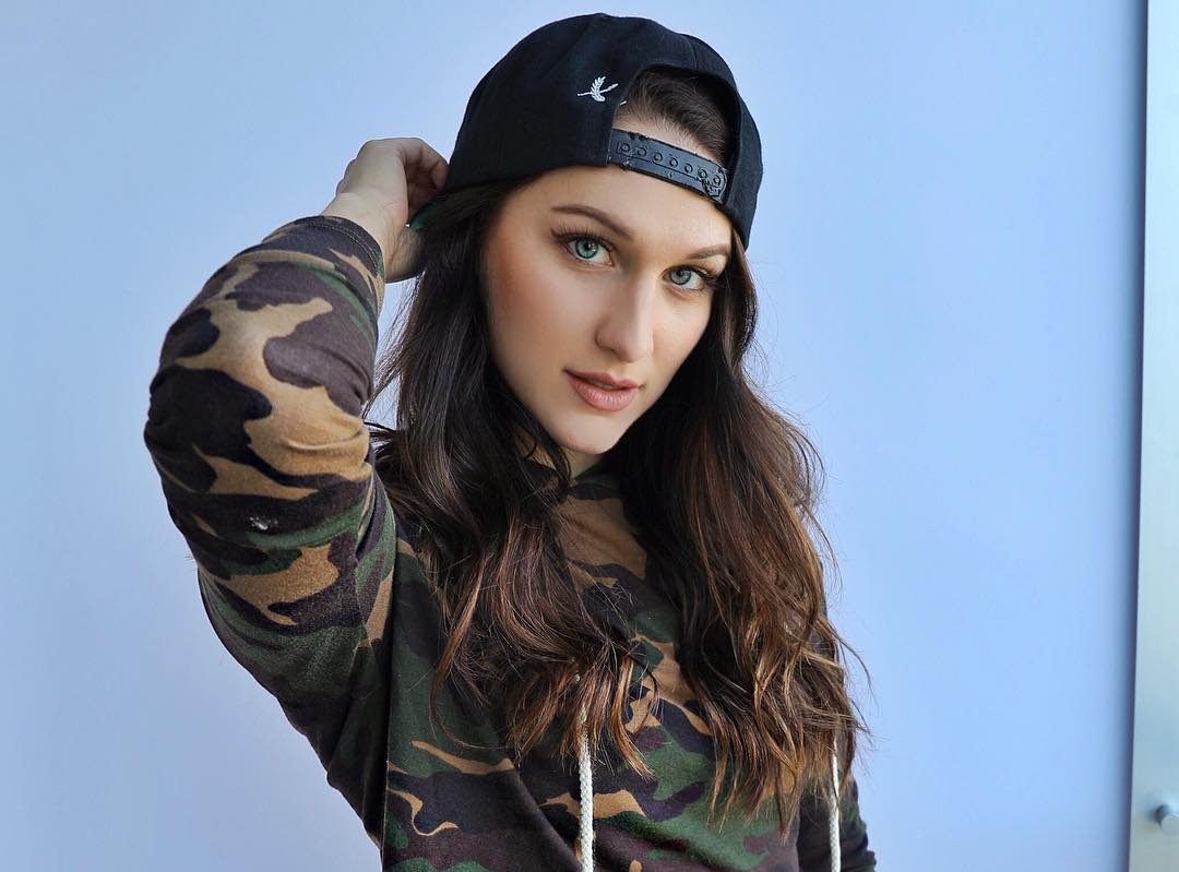 Stefani Somers 8 Stefani Somers 7 New Hot