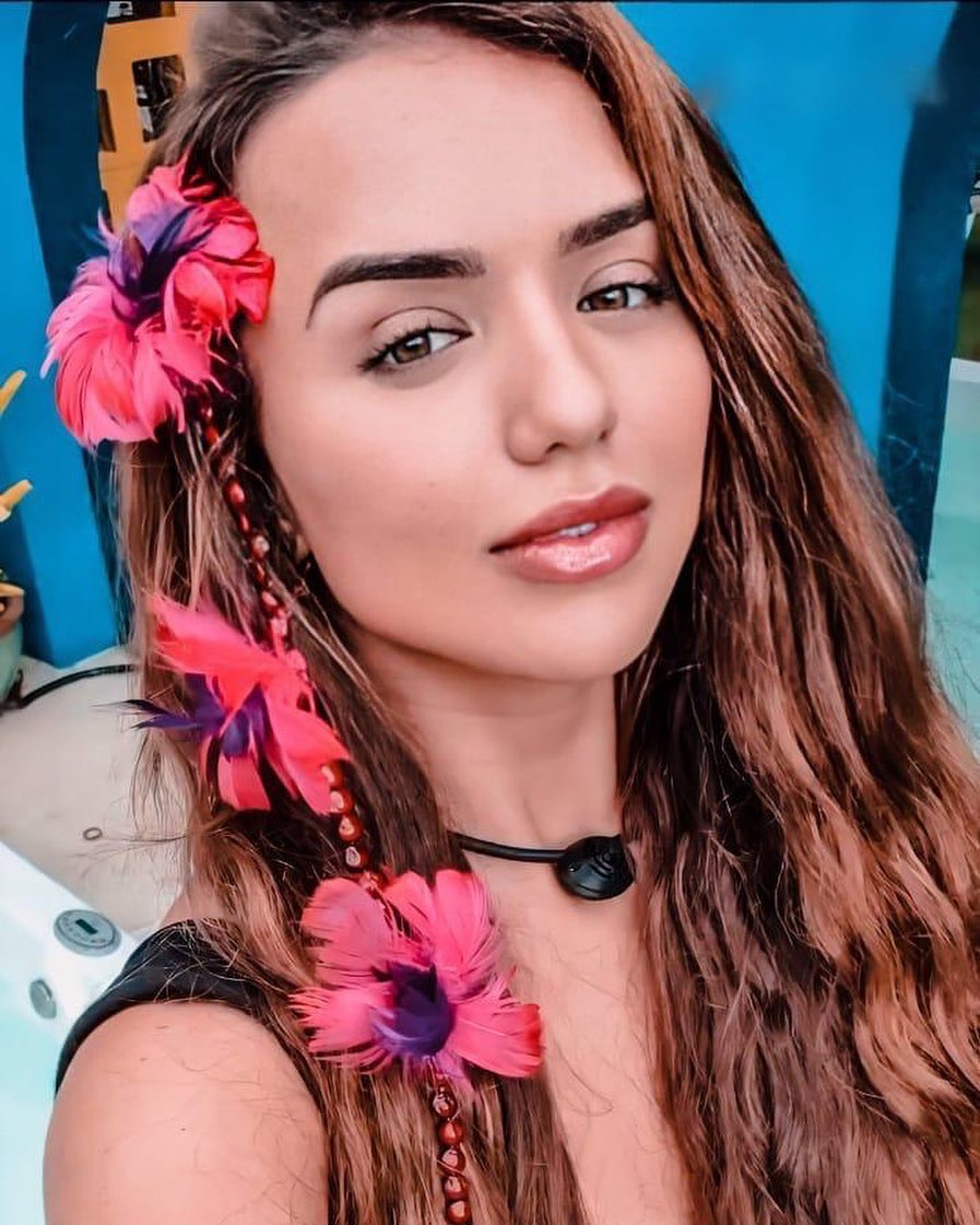Rafaella Kalimann 28 Rafaella Kalimann 27 New Hot