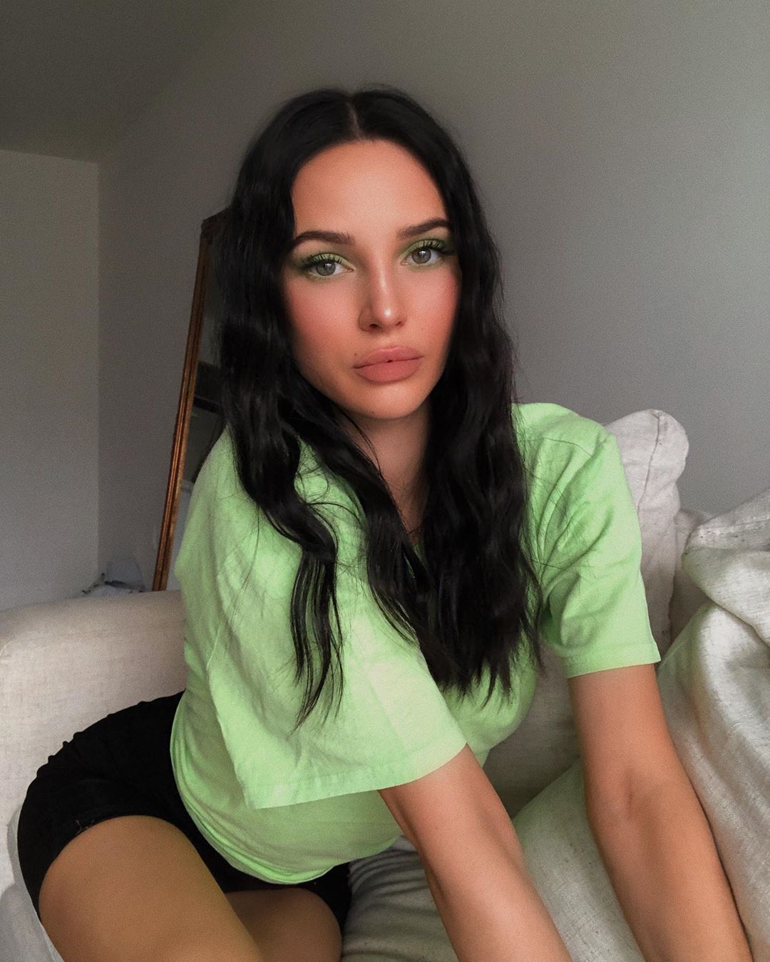 Genelle Seldon 20 Genelle Seldon 19 New Hot