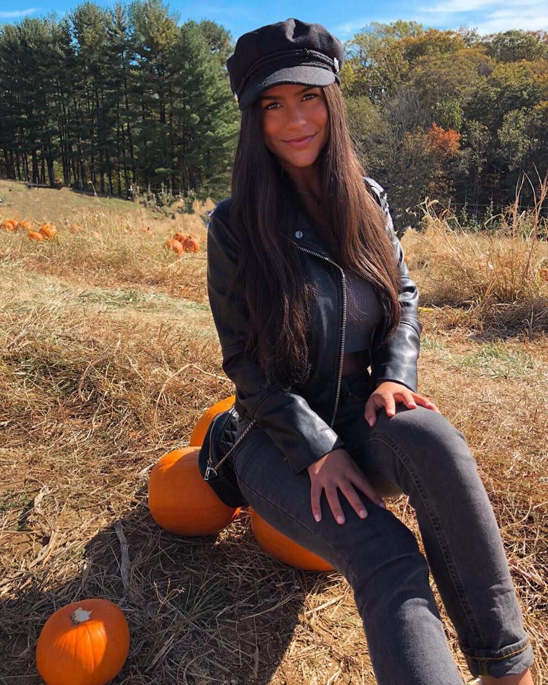 Genevieve Shawcross 8 Genevieve Shawcross 7 New Hot
