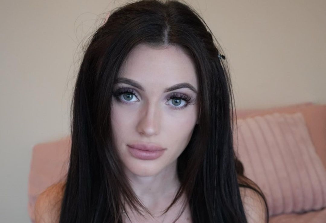 Alexia Grace 24 Alexia Grace 23 New Hot