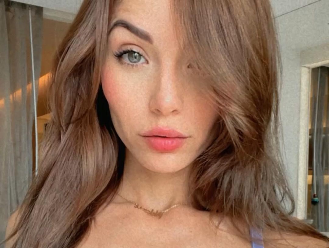 Melanie Pavola 8 Melanie Pavola 7 New Hot