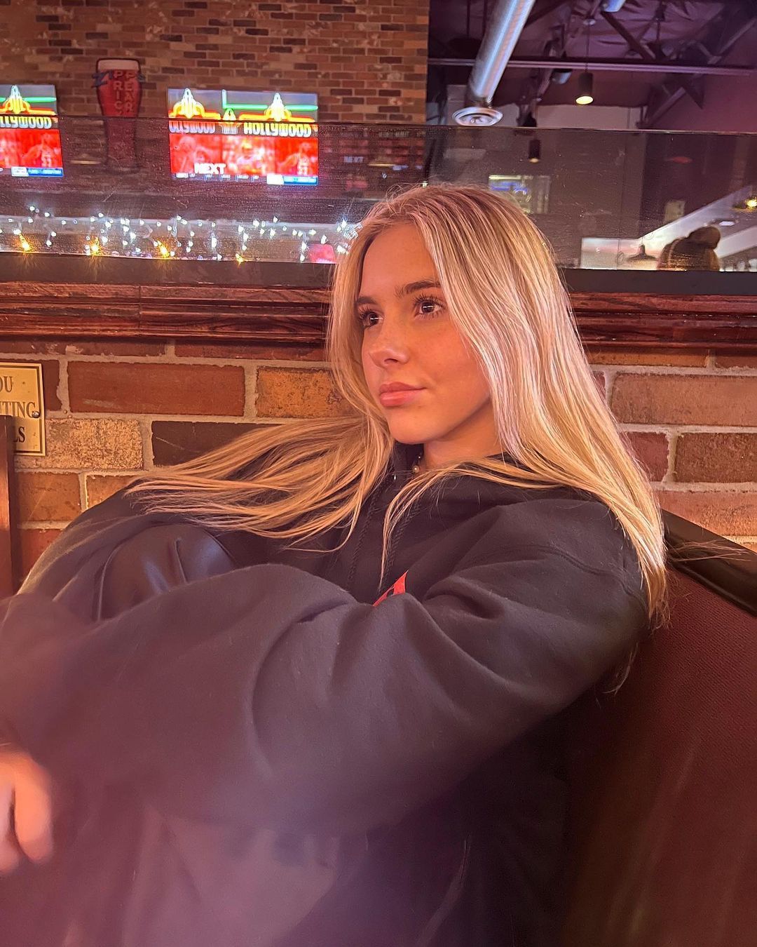 Avery Gay 24 Avery Gay 23 New Hot