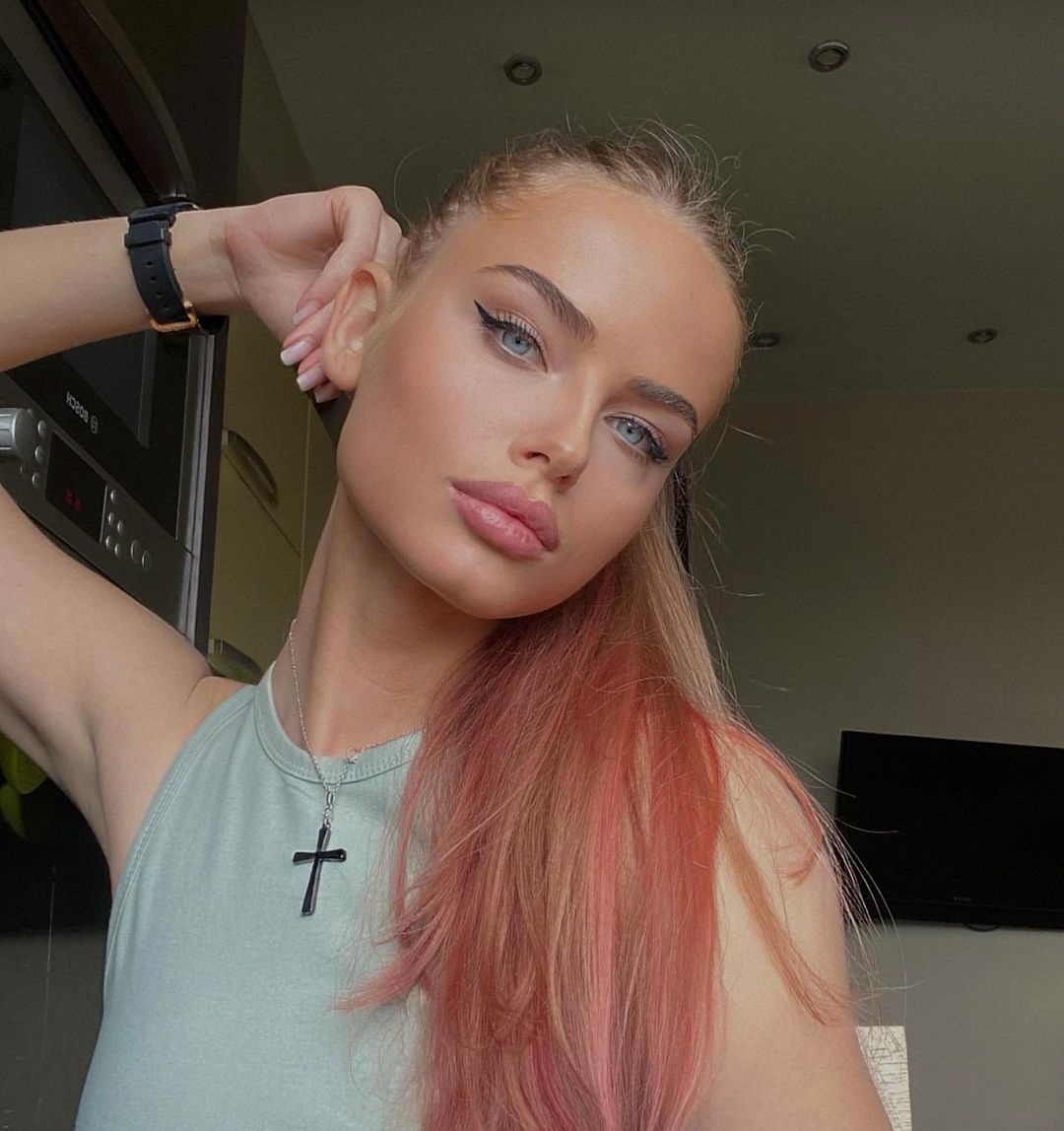 Polina Tsarenkova 38 Polina Tsarenkova 37 New Hot