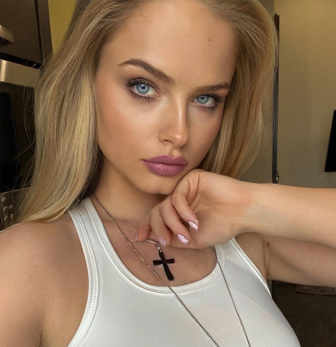 Polina Tsarenkova 36 Polina Tsarenkova 35 New Hot
