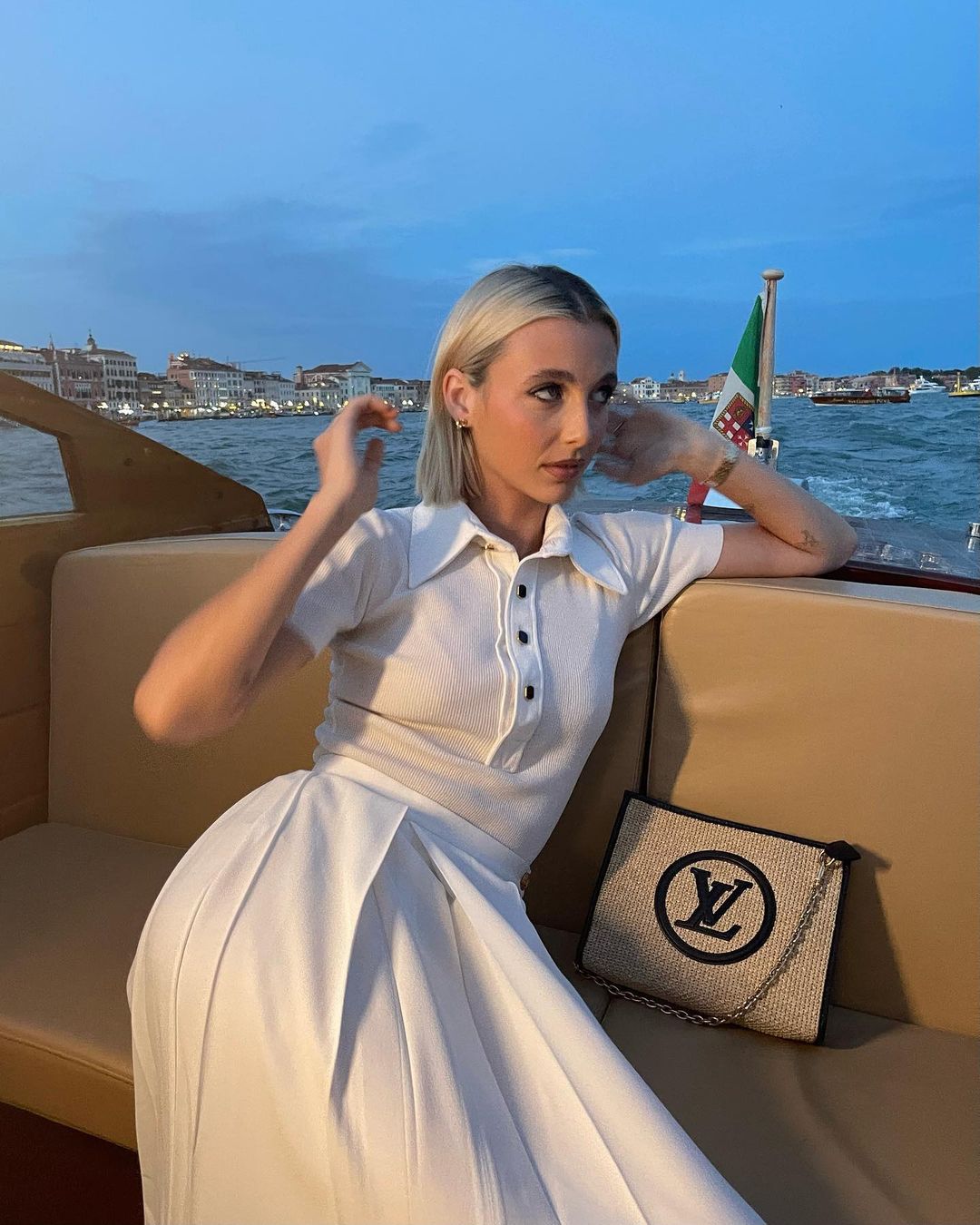 Emma Chamberlain 18 Emma Chamberlain 17 New Hot