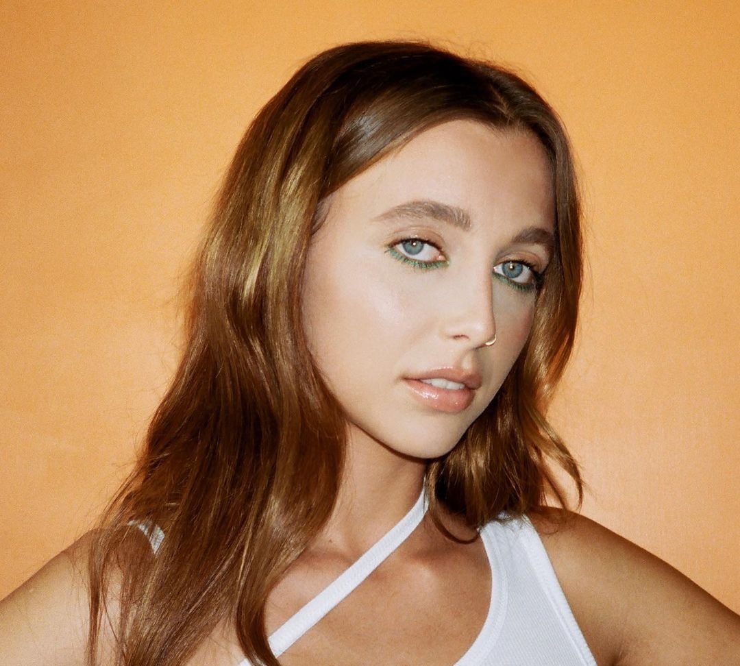 Emma Chamberlain 28 Emma Chamberlain 27 New Hot