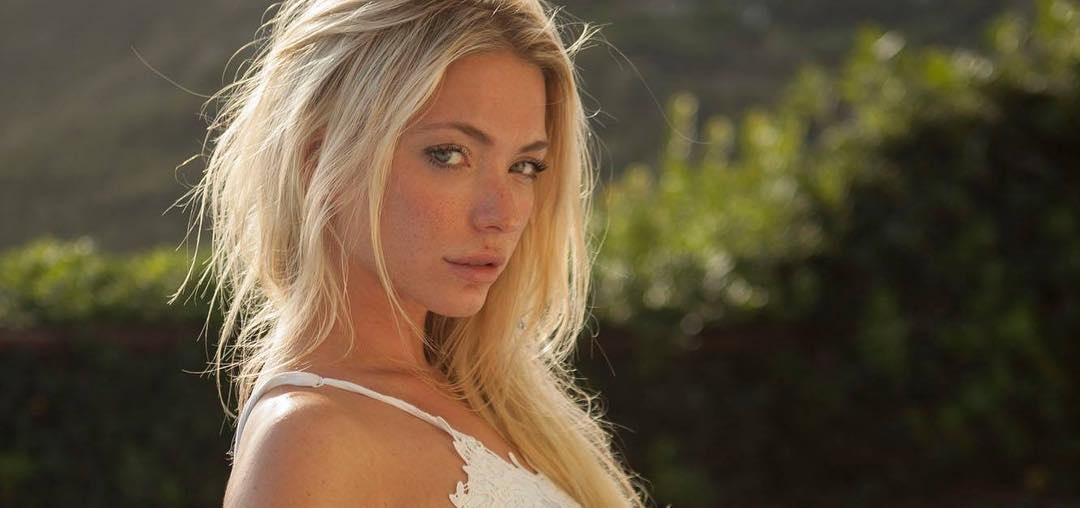 April Summers 28 April Summers 27 New Hot