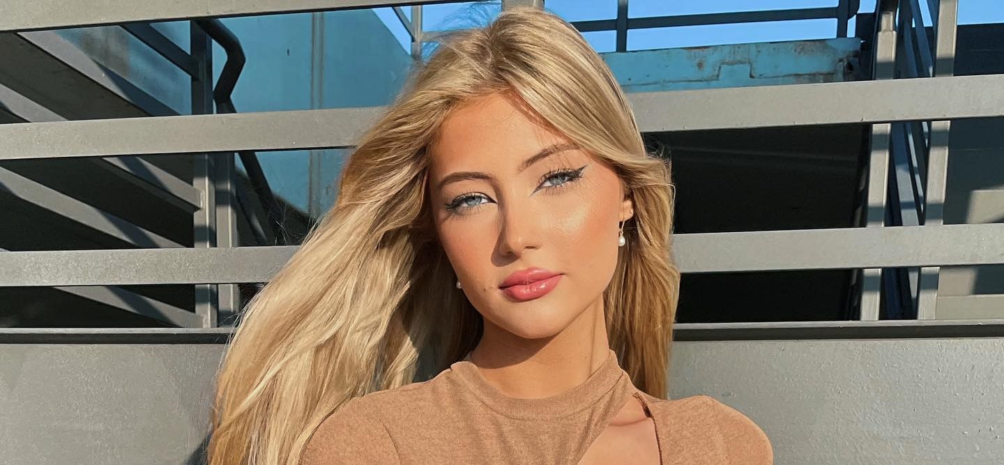 Victoria Rozmajzl 18 Victoria Rozmajzl 17 New Hot