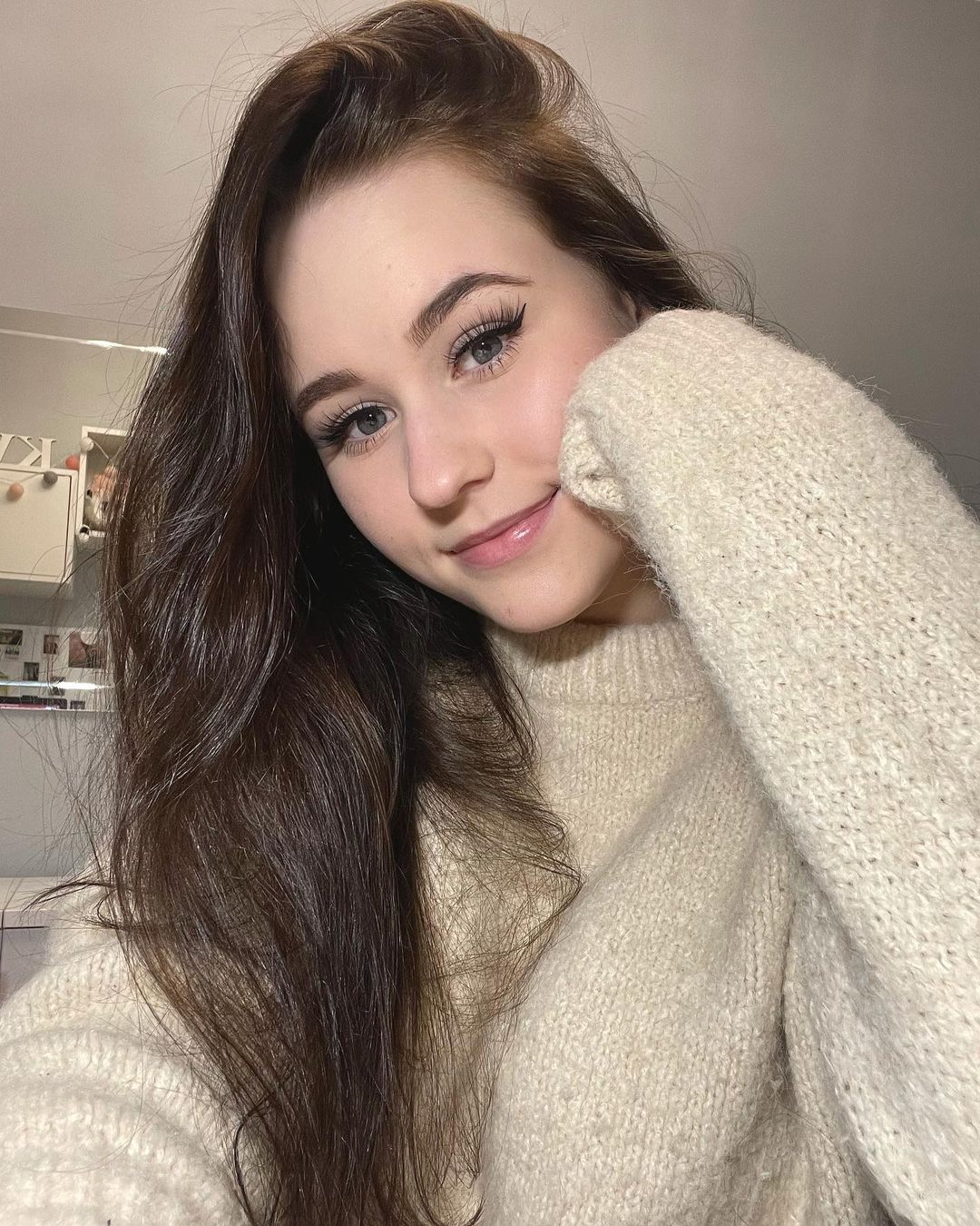 Kasia Laskowska 16 Kasia Laskowska 15 New Hot