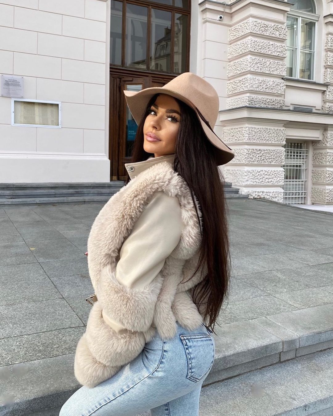 Anna Adamska 20 Anna Adamska 19 New Hot