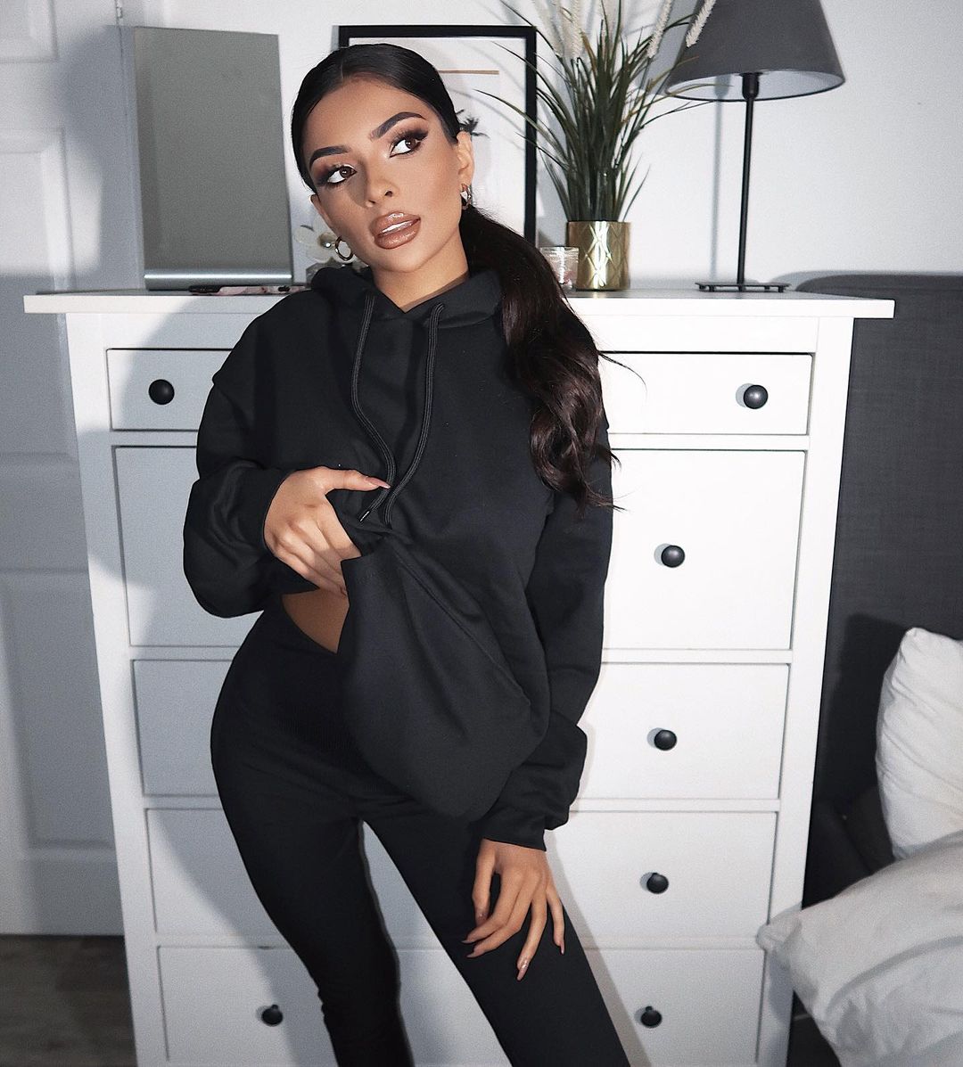 Serina Sunder 6 Serina Sunder 5 New Hot