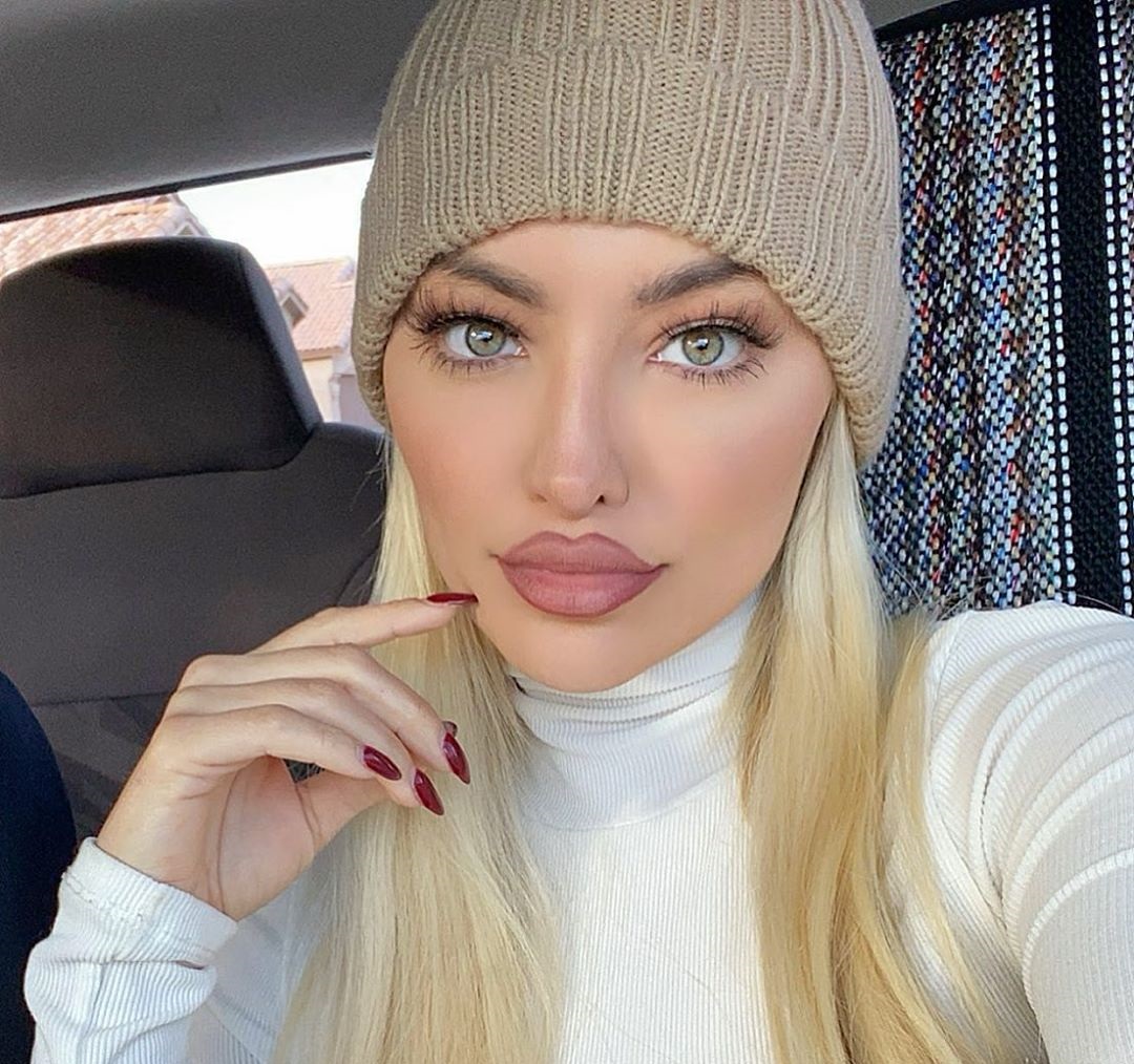 Lindsey Pelas 7 Лучшие Фото, Lindsey Pelas 7 Новые Снимки Без Фотошопа, Lindsey Pelas 7 Без Макияжа И Без Цензуры