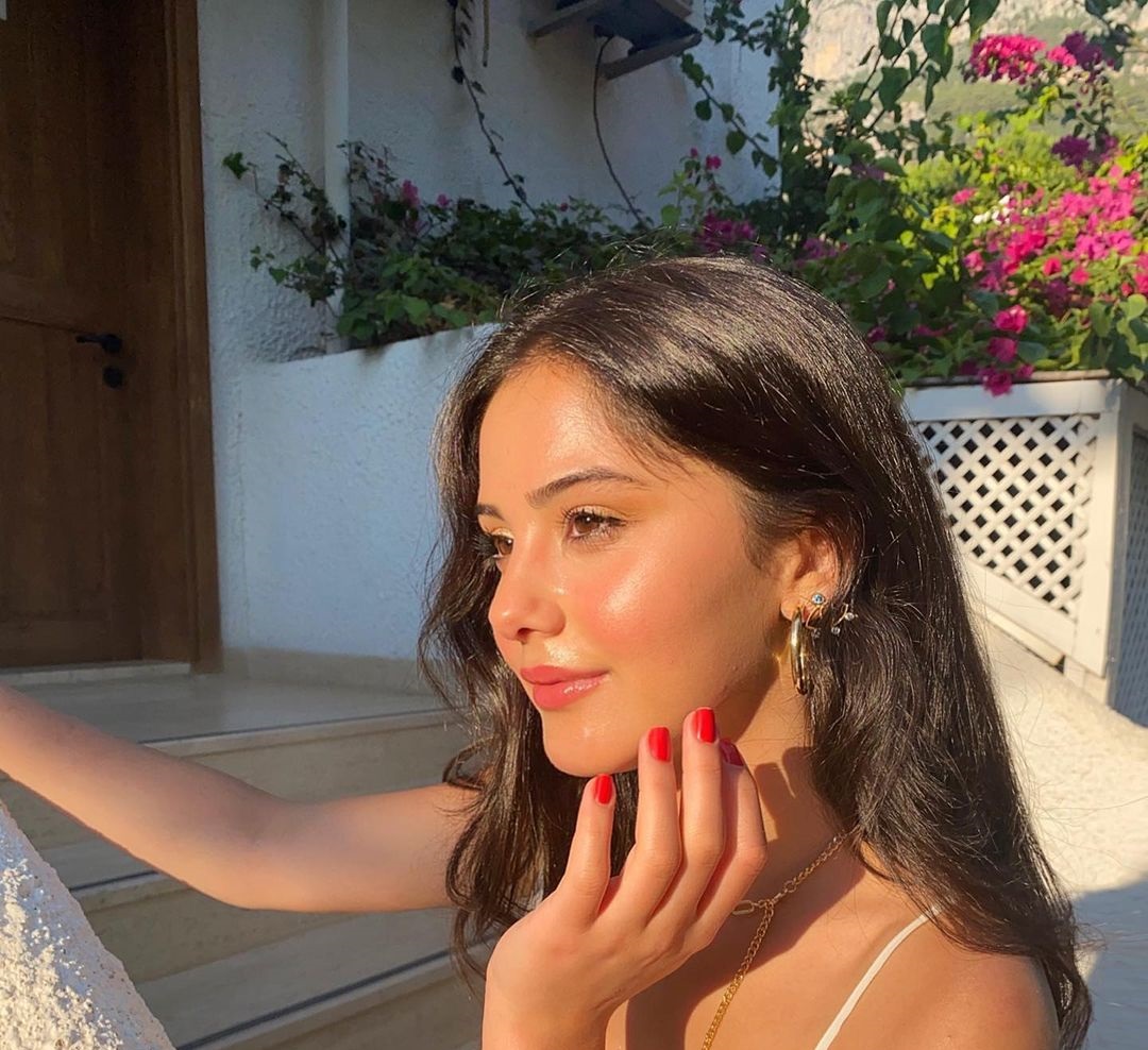 Helin Kandemir 28 Helin Kandemir 27 New Hot