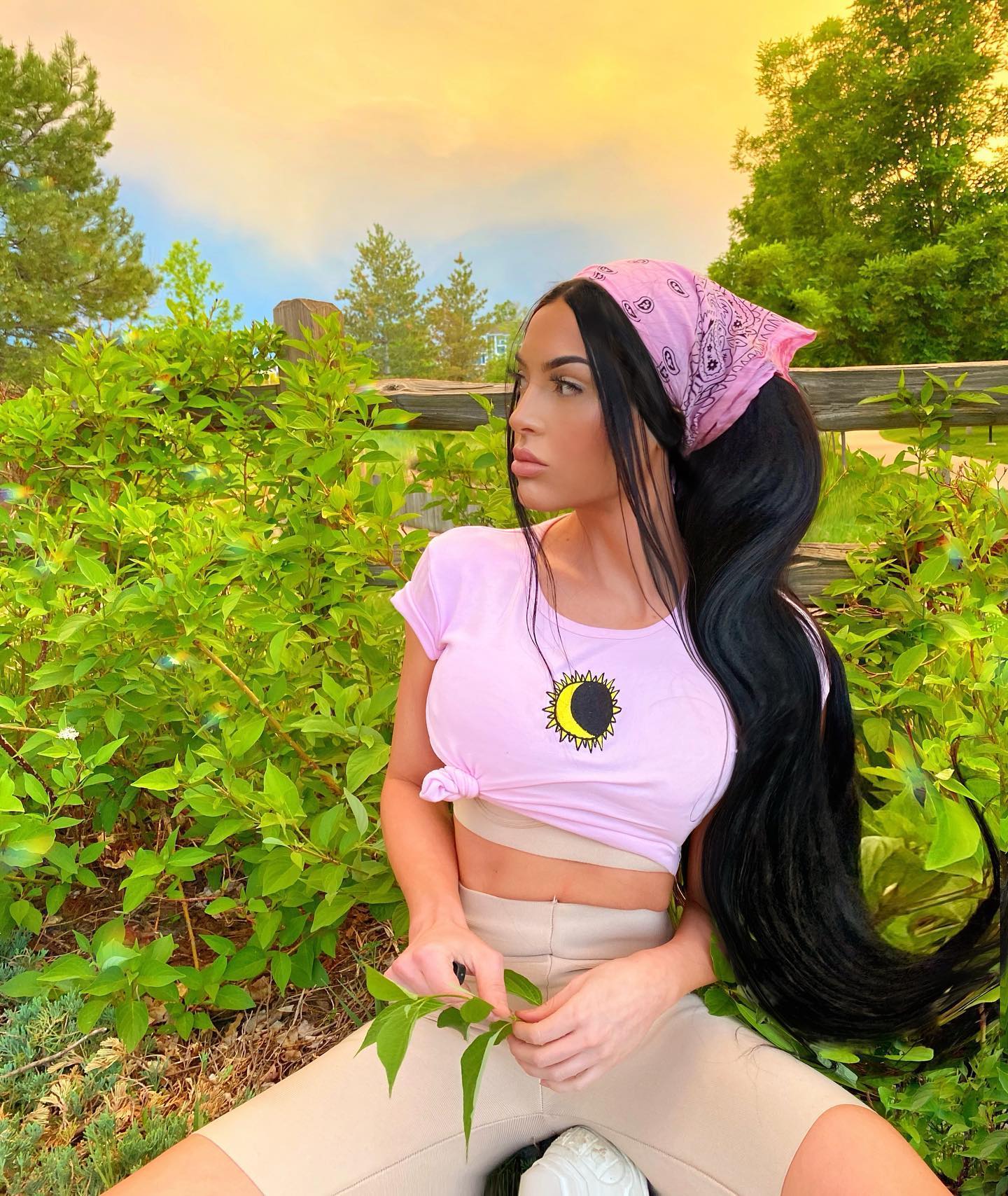 Julia Lynn Sandoval 6 Julia Lynn Sandoval 5 New Hot