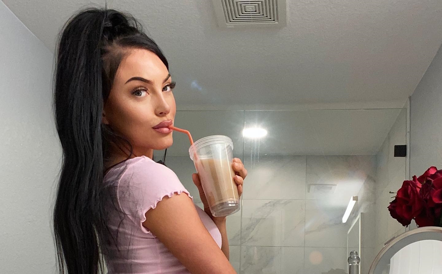 Julia Lynn Sandoval 38 Julia Lynn Sandoval 37 New Hot