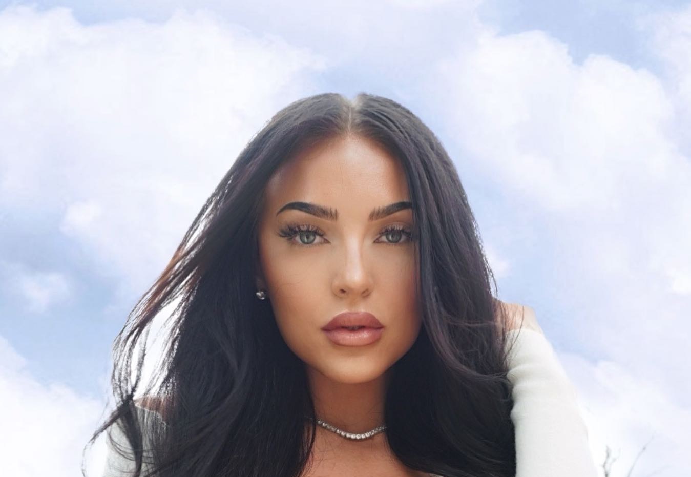 Julia Lynn Sandoval 32 Julia Lynn Sandoval 31 New Hot