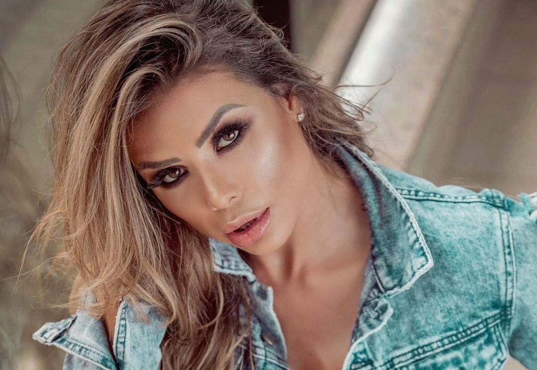 Alessandra Batista 46 Alessandra Batista 45 New Hot