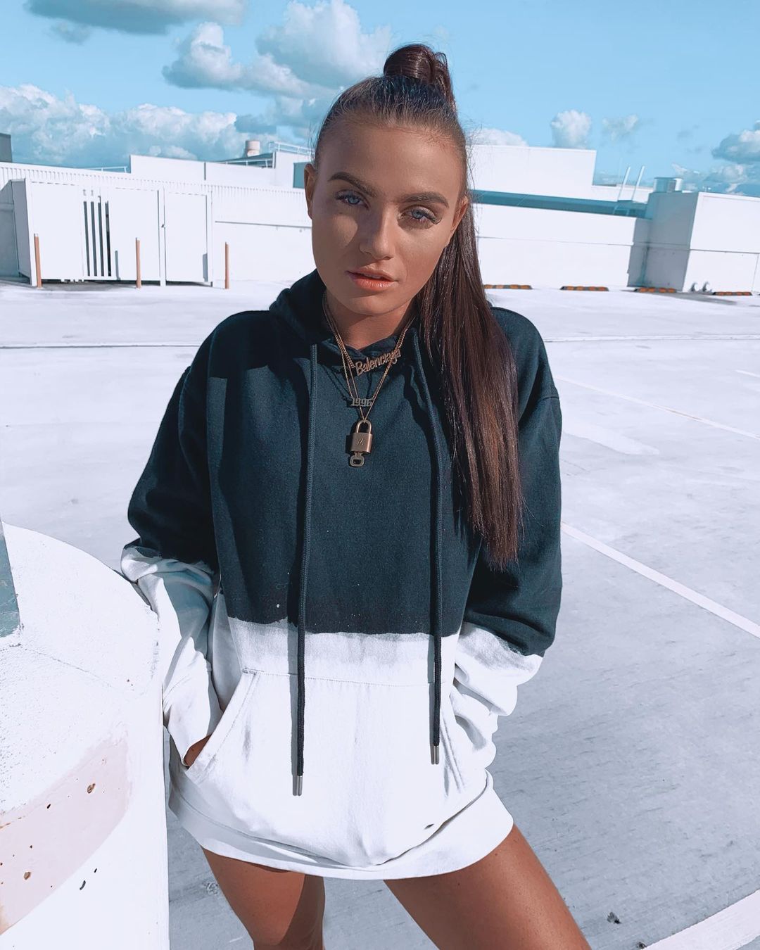 Lili Eastwood 22 Lili Eastwood 21 New Hot