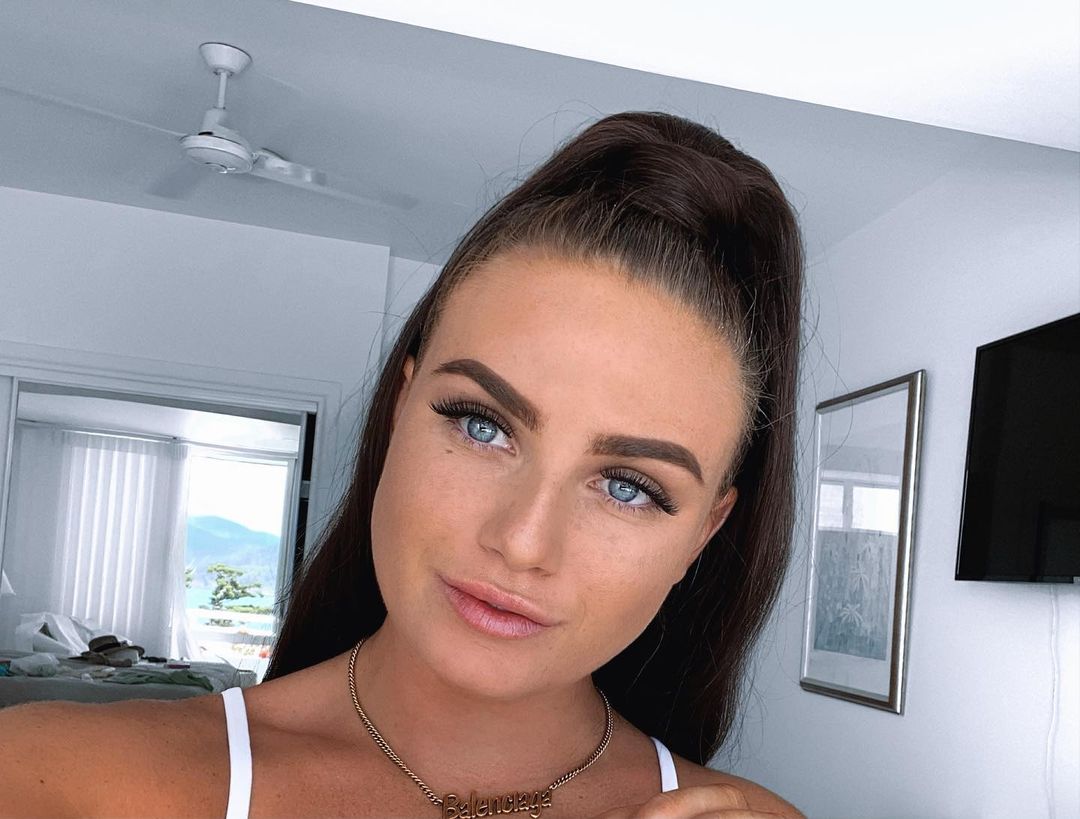 Lili Eastwood 28 Lili Eastwood 27 New Hot