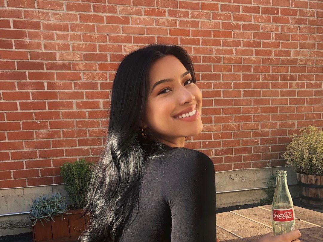 Julia Kelly 6 Julia Kelly 5 New Hot