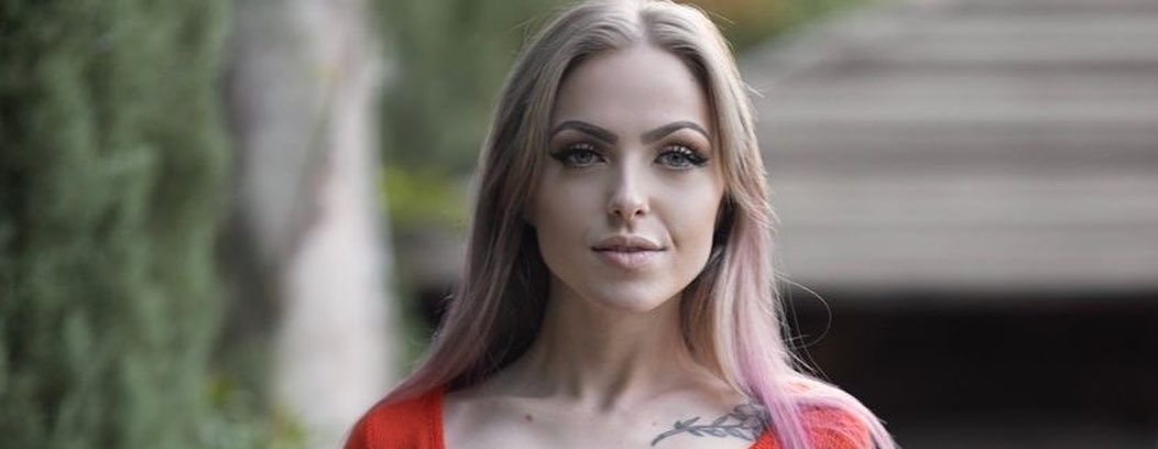 Brooke Bubbly 10 Brooke Bubbly 9 New Hot
